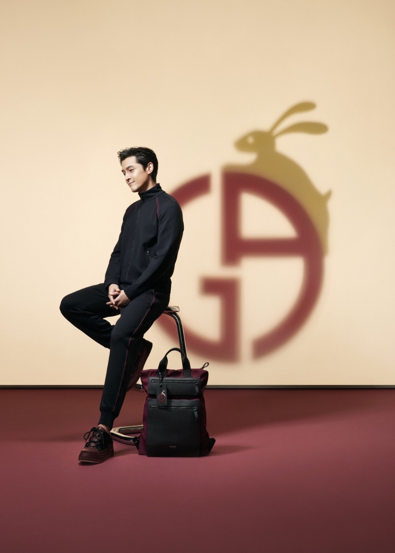 GIORGIO ARMANI全球形象代言人胡歌，演繹中國新年男裝系列。