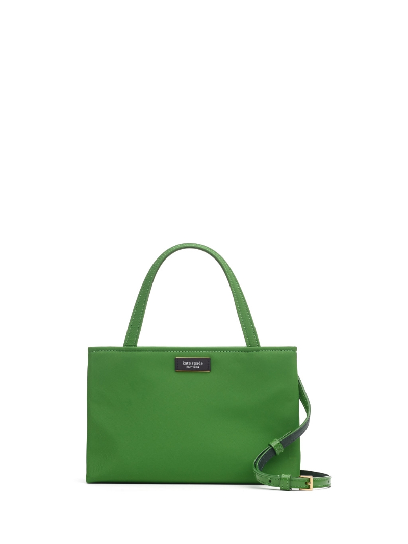 Sam Icon尼龍手袋/$2，500/kate spade New York。
