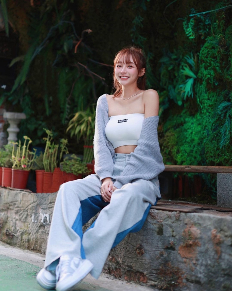 啦啦隊女神林襄襲港 啦啦隊女神林襄襲港