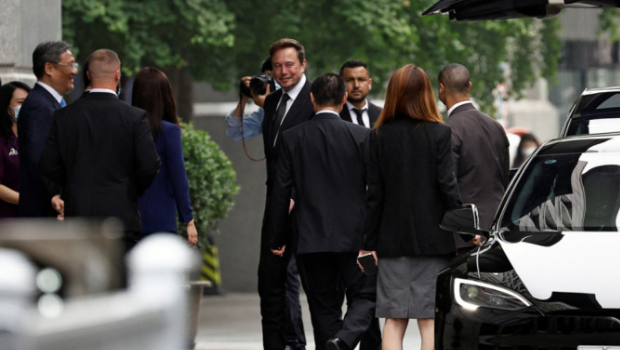 馬斯克今日與商務部長王文濤及工信部長金壯龍會面