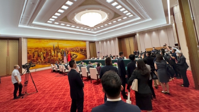 王毅在人民大會堂與克里會面