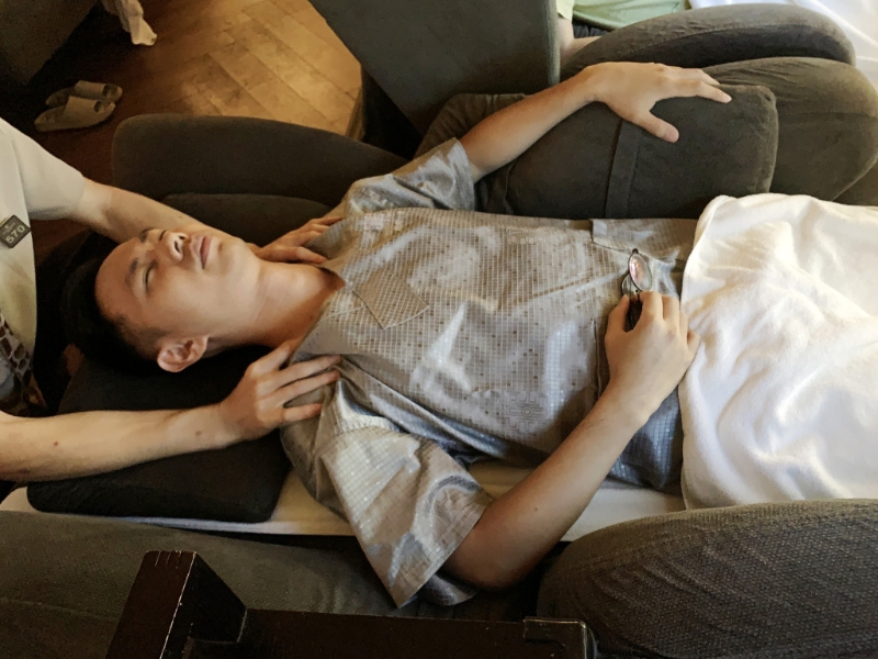 深圳按摩“潛規則”，內地網友給香港人3點忠告