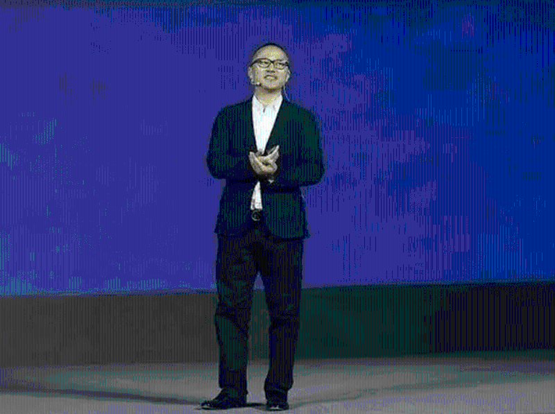 前石榴集團總裁桑春華。