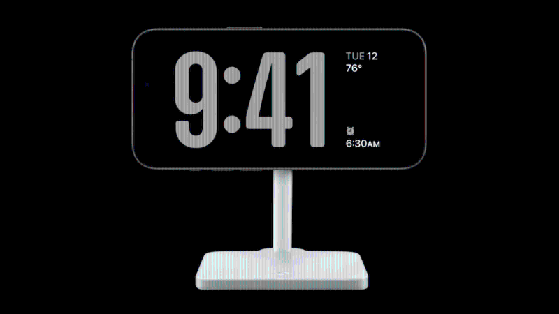 iPhone 15 Pro及iPhone 15 Pro Max屏幕分別為6.1吋及6.7吋Super Retina XDR芒，戶外峰值亮度達2,000nits。