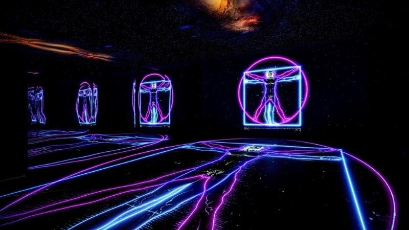 光影投射與數字化藝術結合的《維特魯威人》，讓參觀者完全沉浸于達芬奇名作，感受不一樣的體驗。