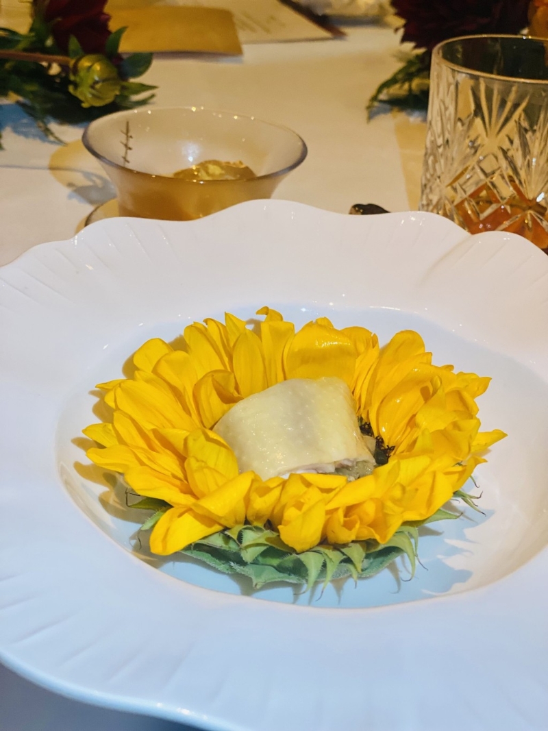 姜蓉真味葵香雞配薑蔥VSOP特調雞尾酒