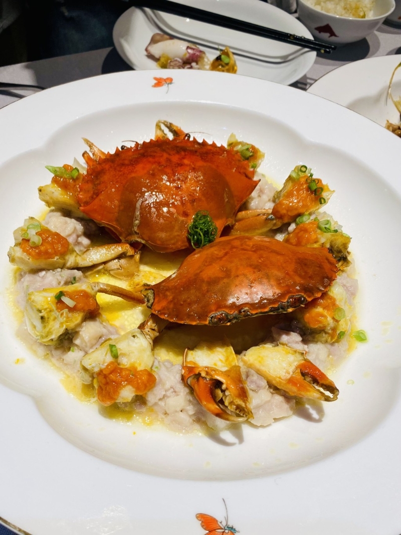 至正肉餅蒸膏蟹。