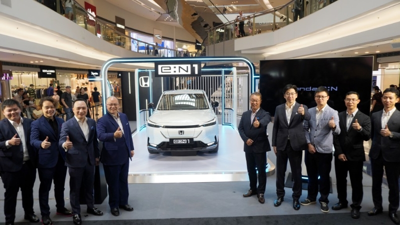 本田代理在10月13日下午于又一城商場中庭，為剛抵港首款純電動車，舉行大型登場儀式及傳媒發布會。