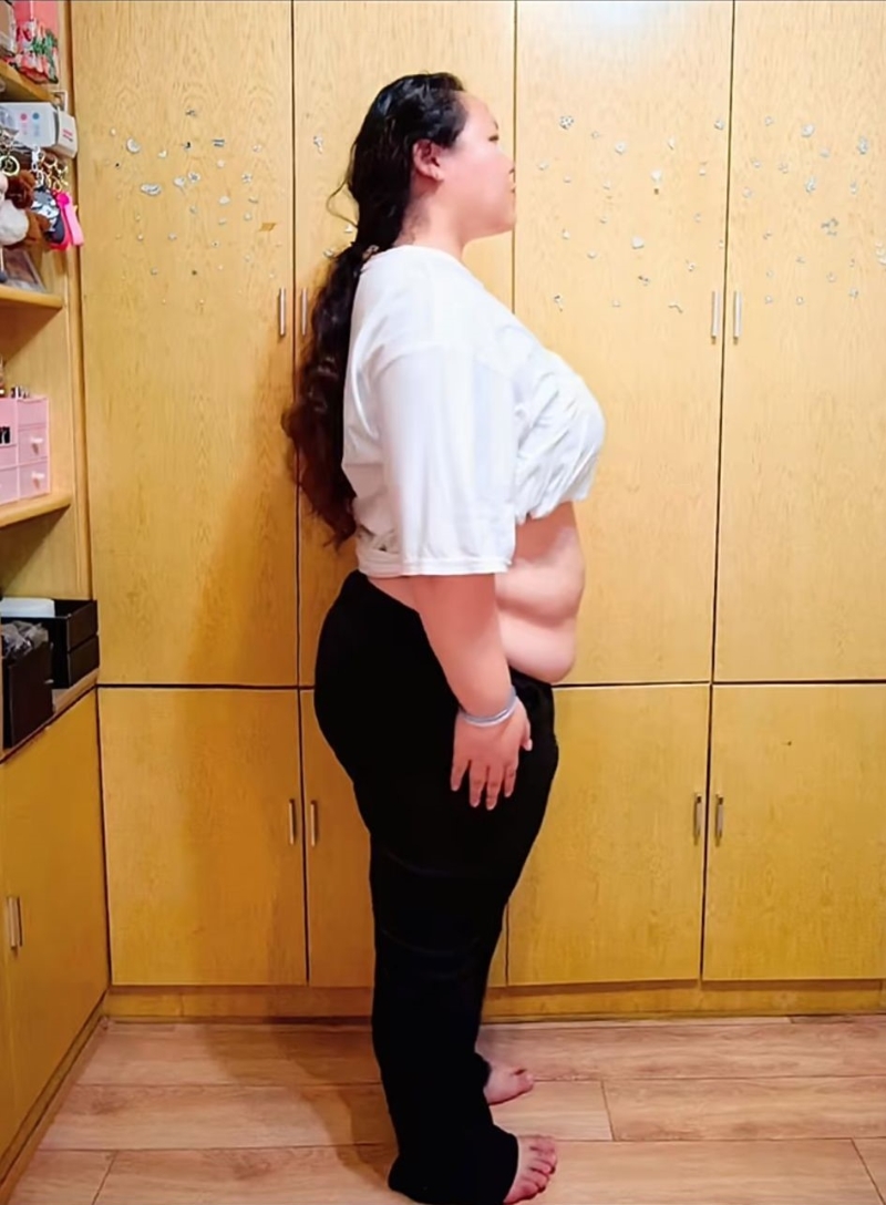 內地20多歲女子喵辣在其社交平臺上分享減肥心得。 （圖片來源：喵辣@小紅書）