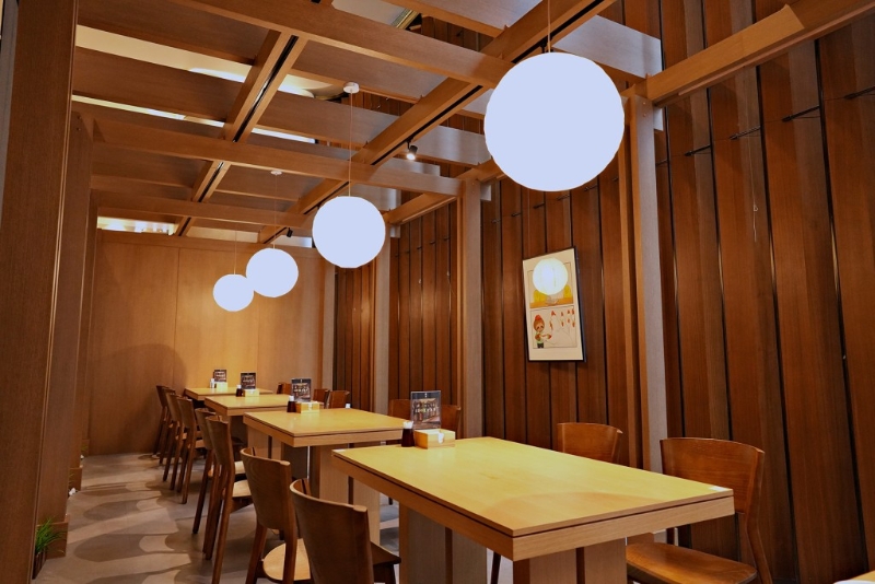 晝月推出匆午市$198日本A5和牛壽喜燒套餐，相當抵食。