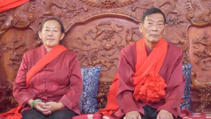 白所成每年也會大辦壽宴，接受果敢各方勢力的祝賀。 果敢大眾網