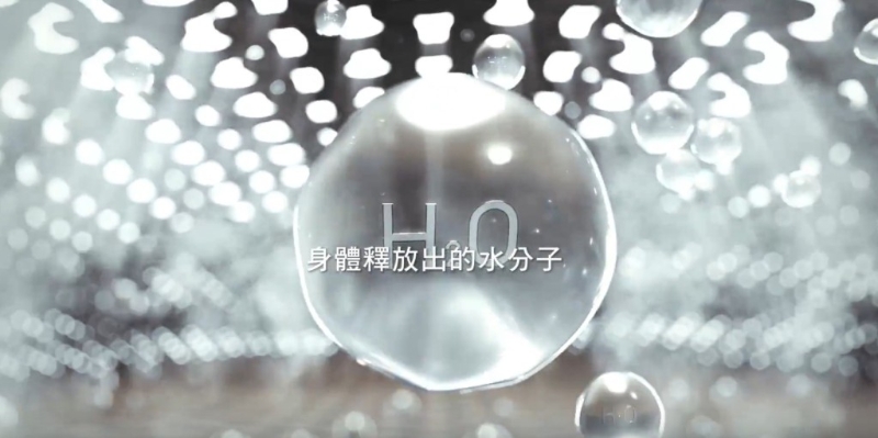 UNIQLO亦有將HEATTECH我發熱原理于網站公開！