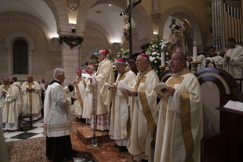 伯利恒在平安夜舉行彌撒。美聯社