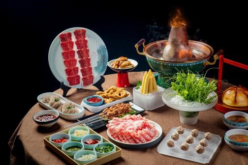 豐富的涮羊肉宴，冬天必定要一試。