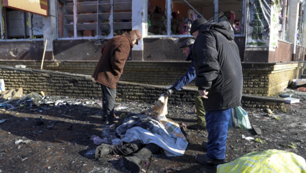 頓涅茨克遭受炮擊。