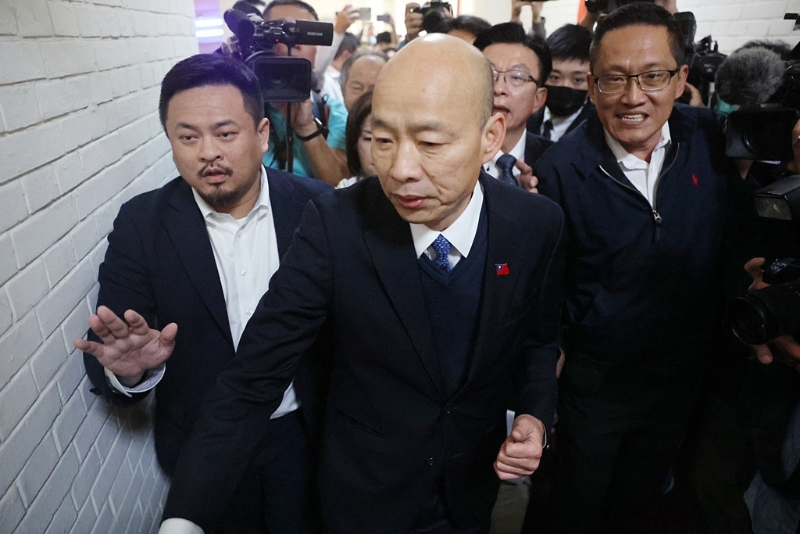 韓國瑜“震撼教育”連發兩槍！