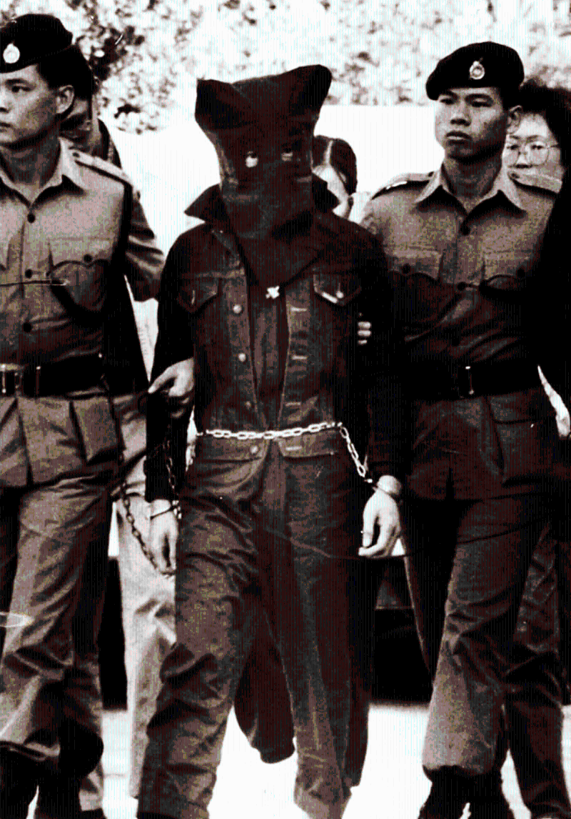 兇手被帶到案發地案件重演1