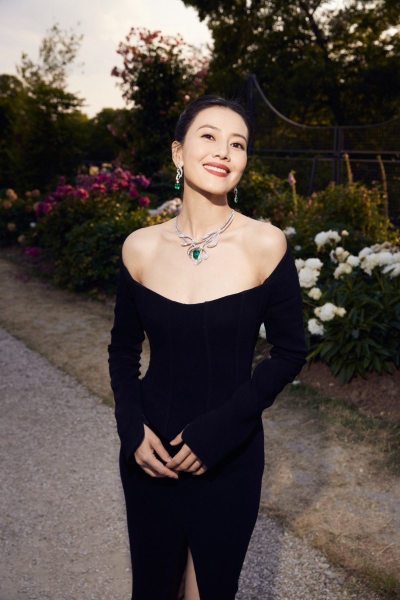 內地女星高圓圓外表清純甜美，亦有一副模特兒身材。