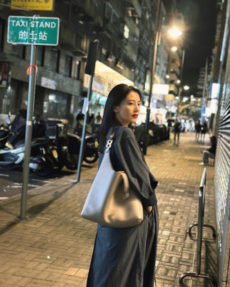 高圓圓近三個多月以來，不時在港出現。