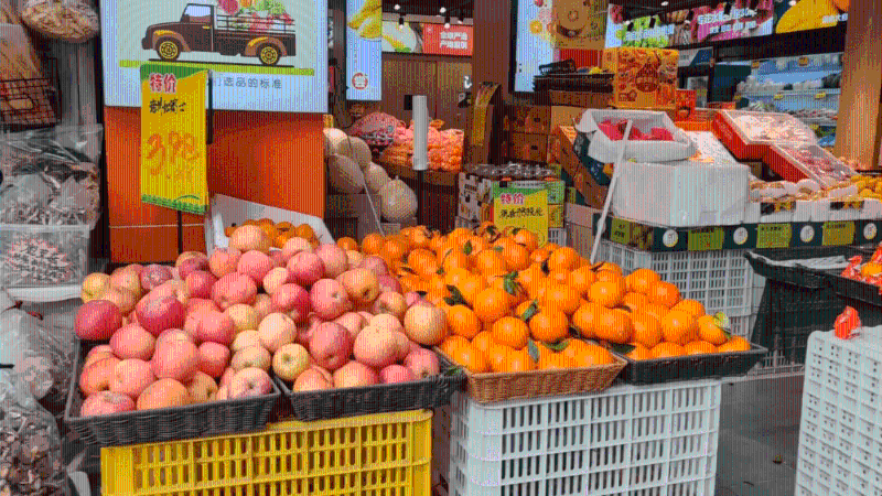 水果檔(圖片來源:YouTube@小僮同游世界) 水果檔(圖片來源:YouTube@小僮同游世界)