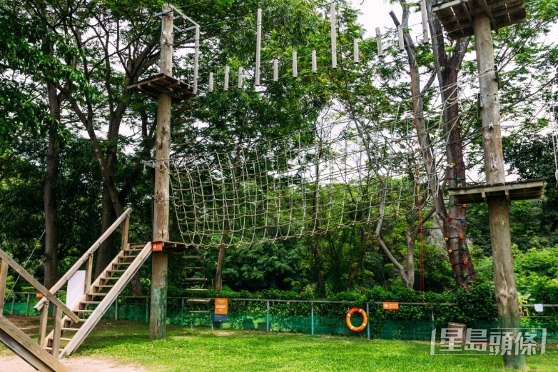 營地設有繩網陣，分為13個關卡。