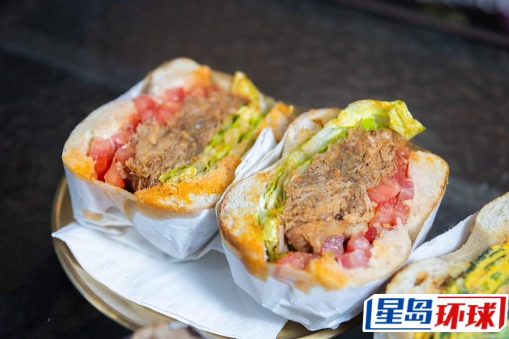 手撕豬肉X原味貝果($72) 手撕豬肉X原味貝果($72)