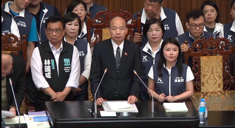 韓國瑜現身。