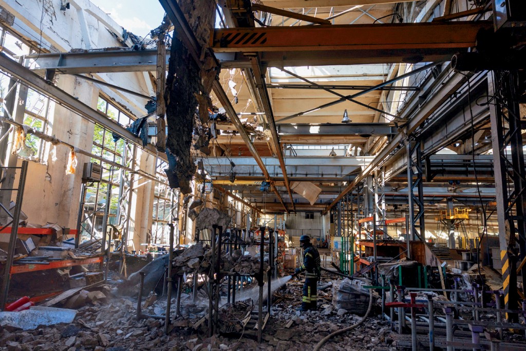 烏克蘭一間廠房 烏克蘭一間廠房