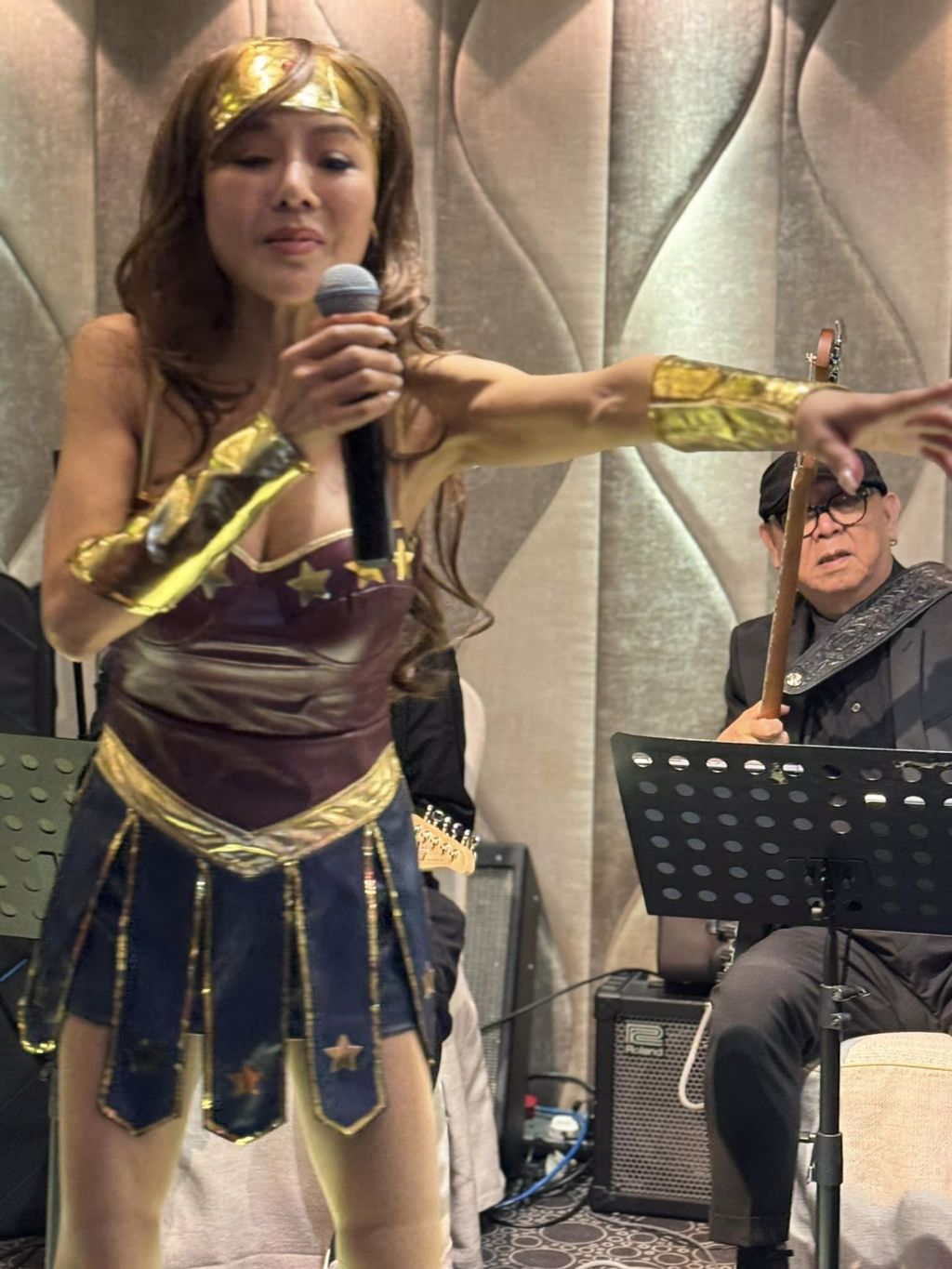 化身神力女超人 化身神力女超人