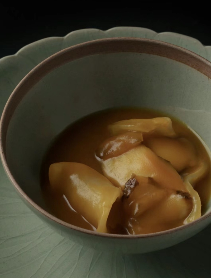 金湯燉花膠 金湯燉花膠