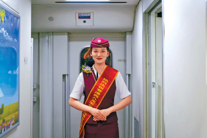 星島記者體驗進京高鐵 星島記者體驗進京高鐵