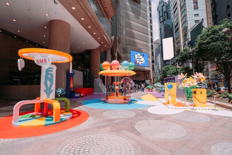 去跟邊個腦朋友打卡先呢？（圖片來源：時代廣場）