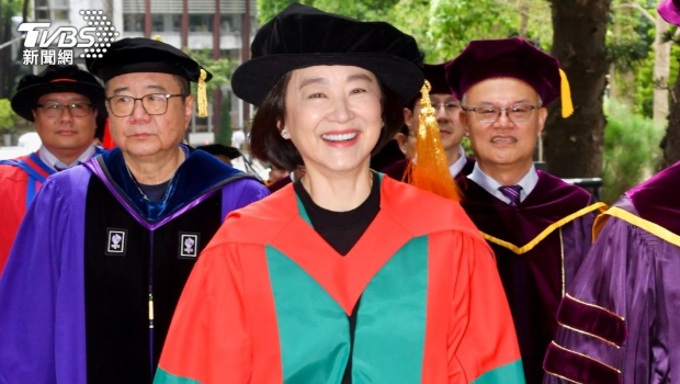 林青霞受臺灣清華大學校長高為元邀請 林青霞受臺灣清華大學校長高為元邀請