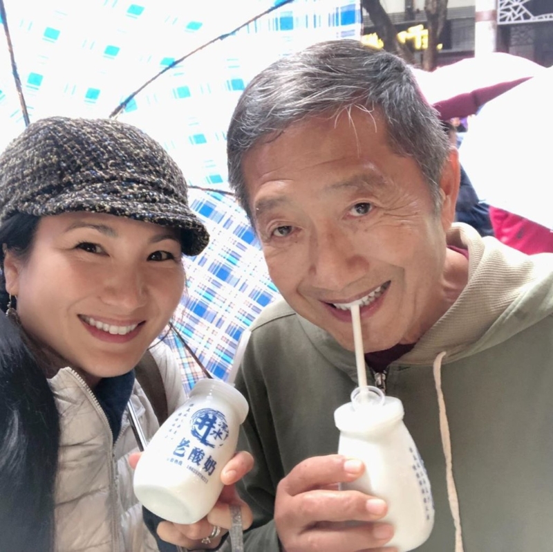 鄭佩佩婚后除要照顧子女，還要兼顧工作