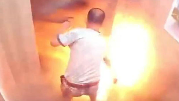 電池突自燃起火 電池突自燃起火