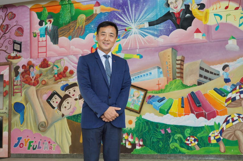 將軍澳循道衛理小學林德育校長