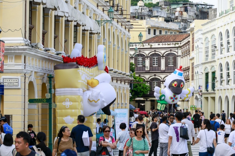 巨型“麥麥” 巨型“麥麥”