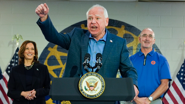 哈里斯副手沃爾茲。美聯社