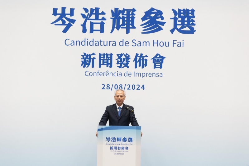岑浩輝正式宣布參選特首。