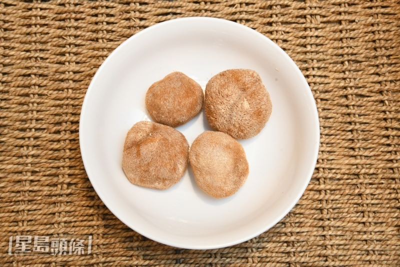 不同的菇菌干，各有獨特香味和功效。