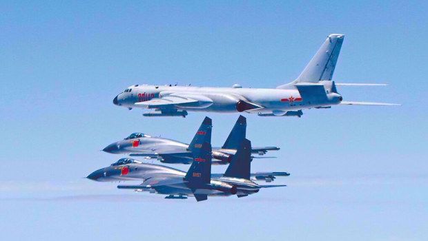 19解放軍機、艦四面夾臺