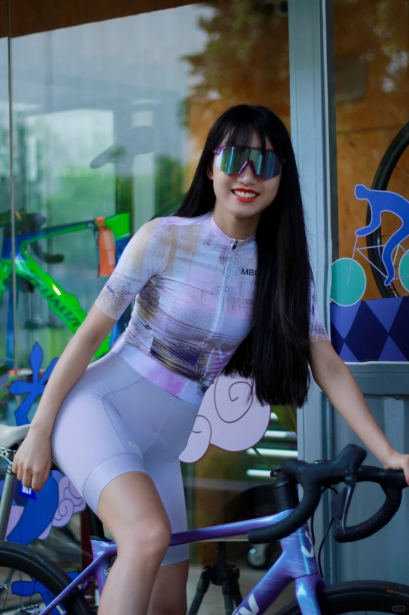 據了解，死者為內地來港的女網紅「海莉子」。網上圖片