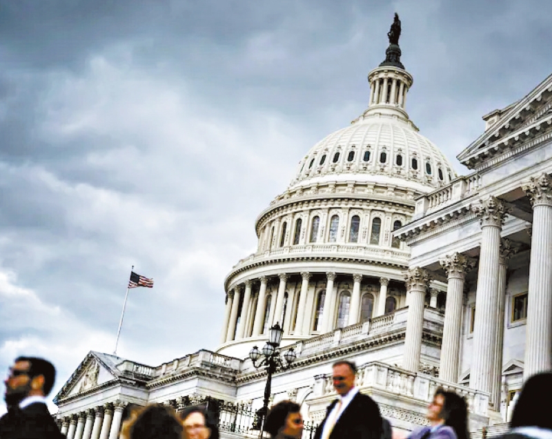 美國通過臨時撥款案。