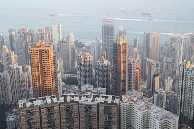 陳茂波指現時物業市場風險可控，是時候將逆周期措施撤。資料圖片