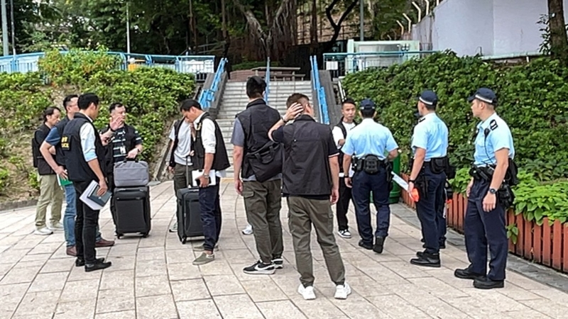 大批重案組探員今日到場調查。