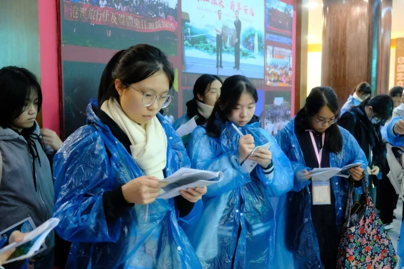 香港高中生參與內地考察 香港高中生參與內地考察