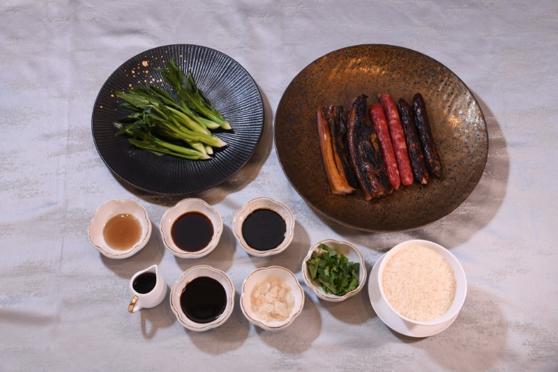 材料包括三款臘味。