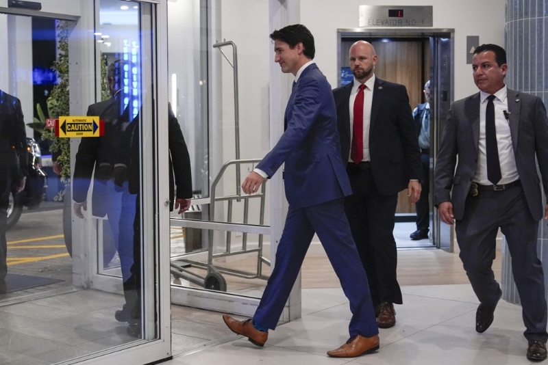 杜魯多行色匆匆。 美聯社