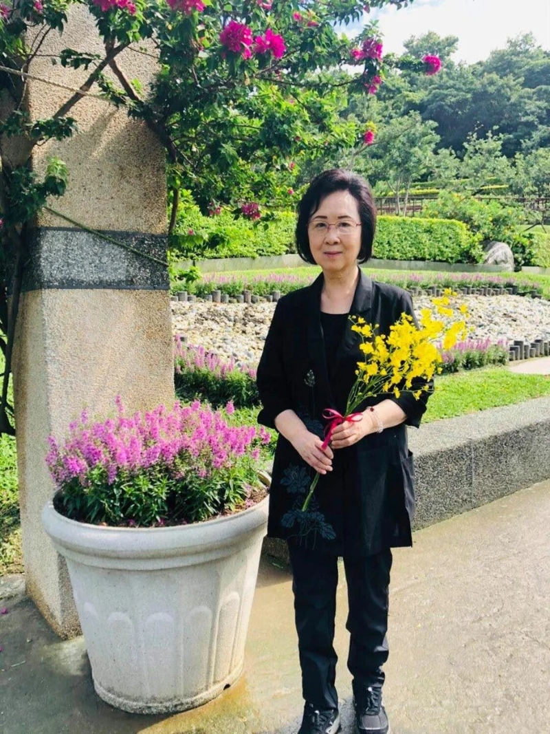 瓊瑤當初就在是臻善園送別丈夫平鑫濤。 瓊瑤當初就在是臻善園送別丈夫平鑫濤。