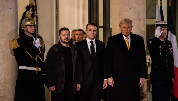 特朗普與澤連斯基及馬克龍舉行會談 特朗普與澤連斯基及馬克龍舉行會談